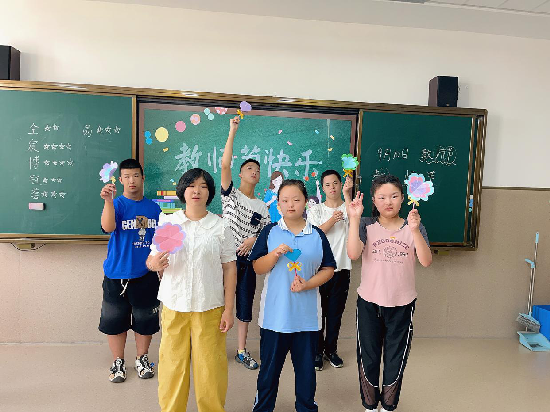 制作教師節(jié)禮物.png 制作教師節(jié)禮物.png